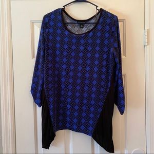 Blue and black business top